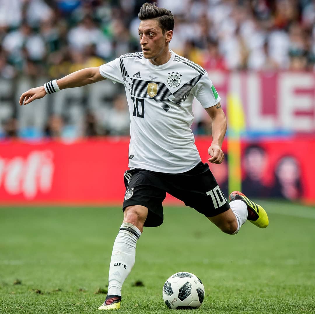 Özil quitte l'équipe nationale allemande pour cause de ...