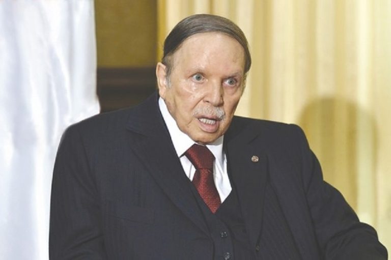 Abdelaziz-Bouteflika-president-a-vie-768