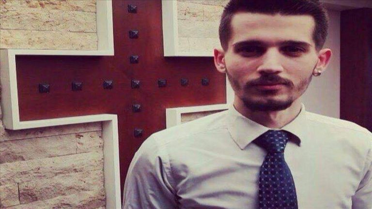 burak bayirli chrétien Turc